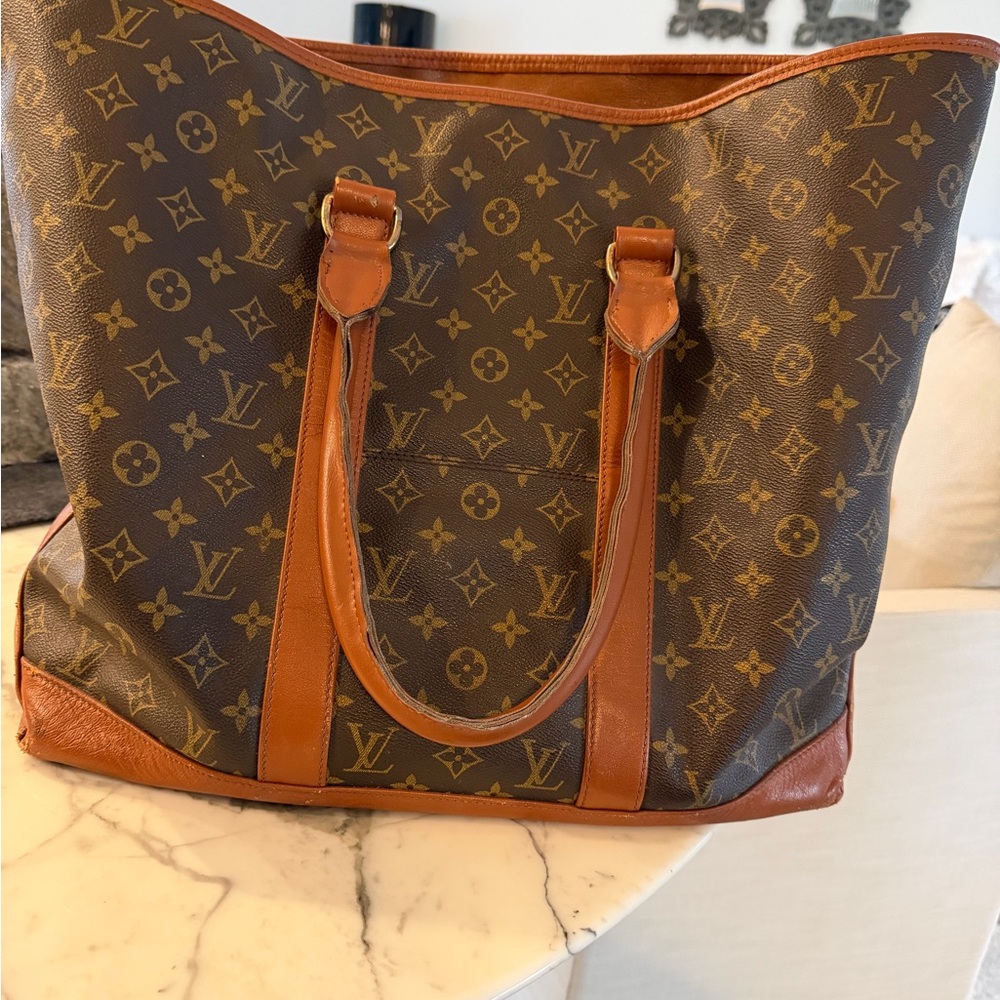 Louis Vuitton Brown Monogram Travel Bag - Picture 5 of 9